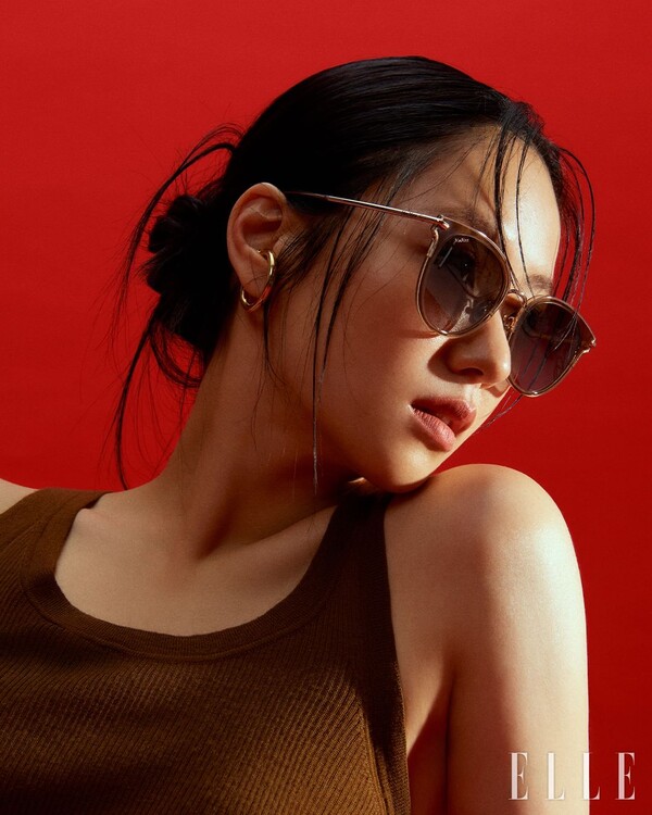 2. 심플한 라운드 쉐입의 제품으로 활용도도 높고 전 연령대 모두 소화 가능한 MM-0149-K (사진=엘르코리아)