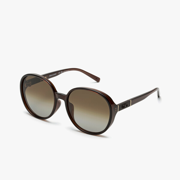 ▲배우 이민정 착용 ‘페라가모 SF2054SLBK 200 61’