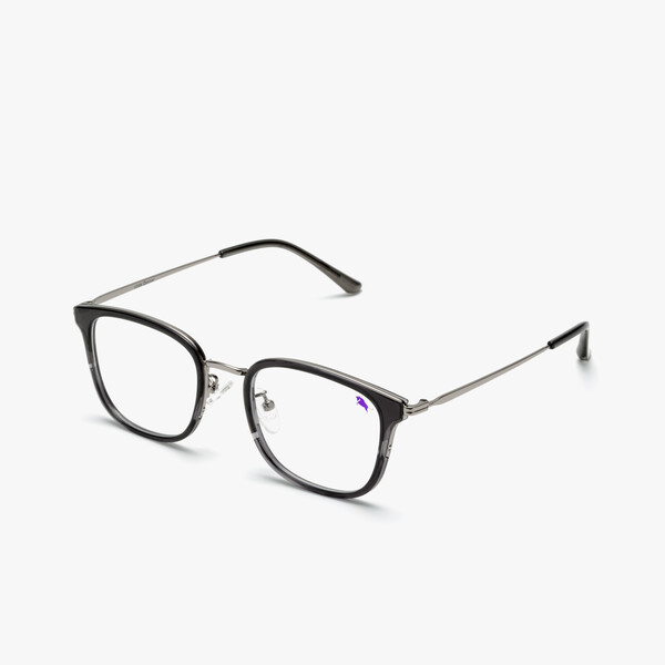 ▲그룹 에이티즈 민기 착용 ‘룩옵티컬 LC5947 111 52’