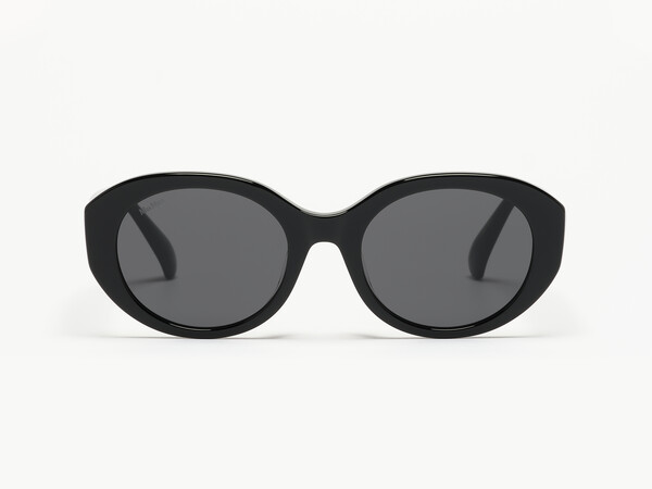 ▲배우 김유정이 착용한 막스 마라 ‘MM-0157-K’